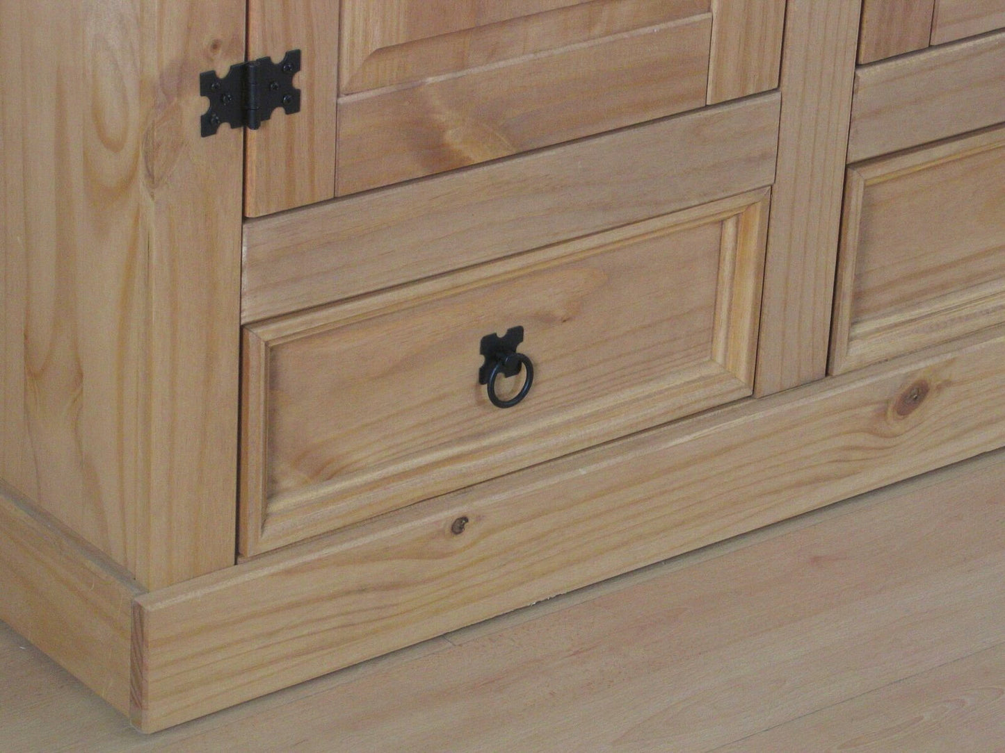 3-türiger Kiefer Kleiderschrank New Mexico natur
