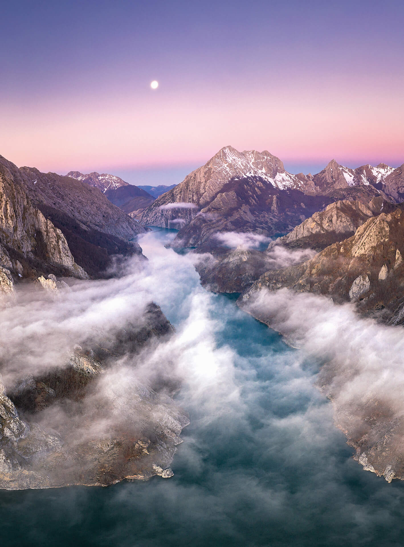 A.S. Création Vlies Fototapete Berge Over the Mountains DD119139 Landschaft