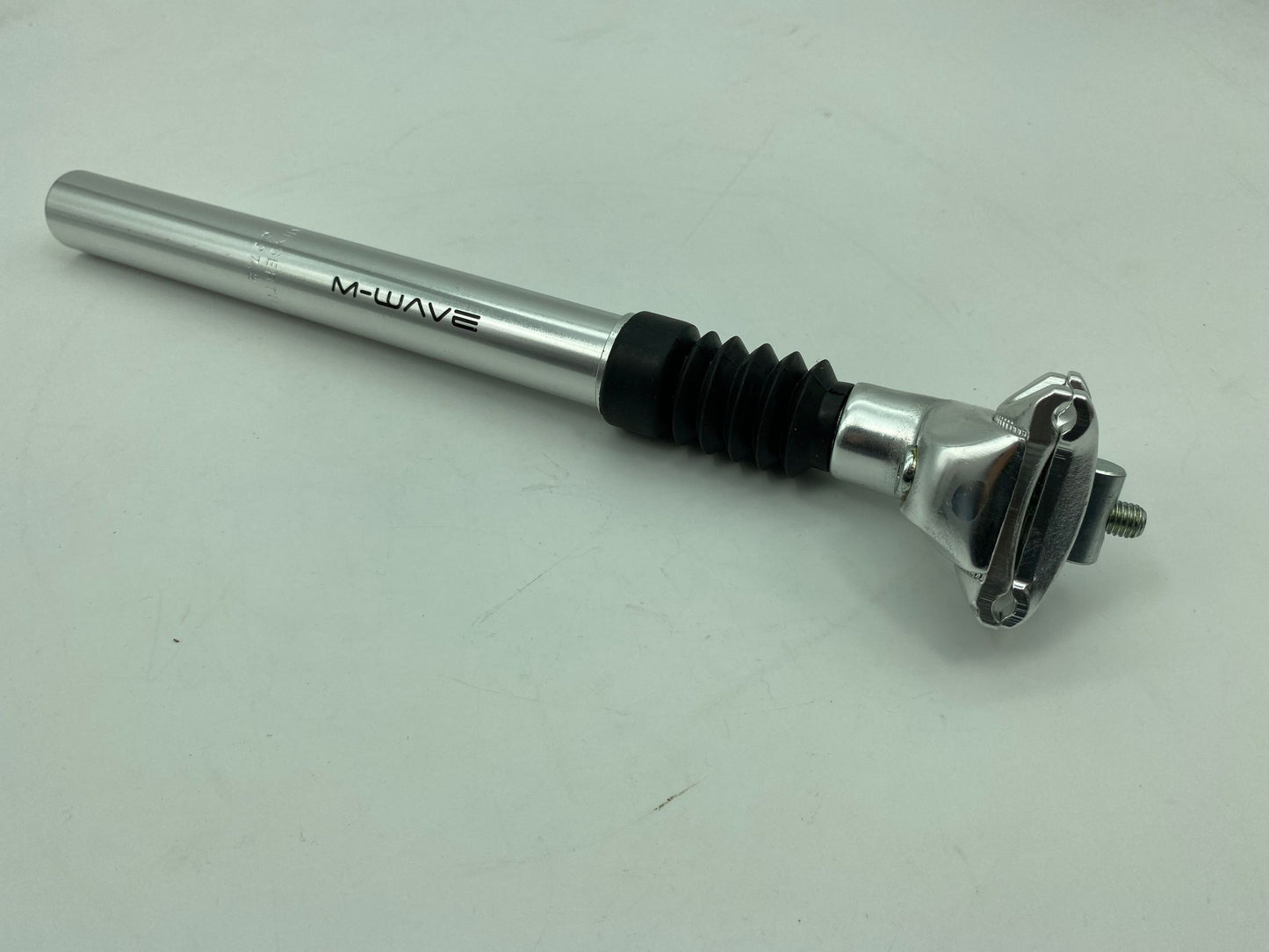 M-Wave gefederte Fahrrad Sattelstütze Alu Ø 25,4 - 28 Silber Sattelbefestigung