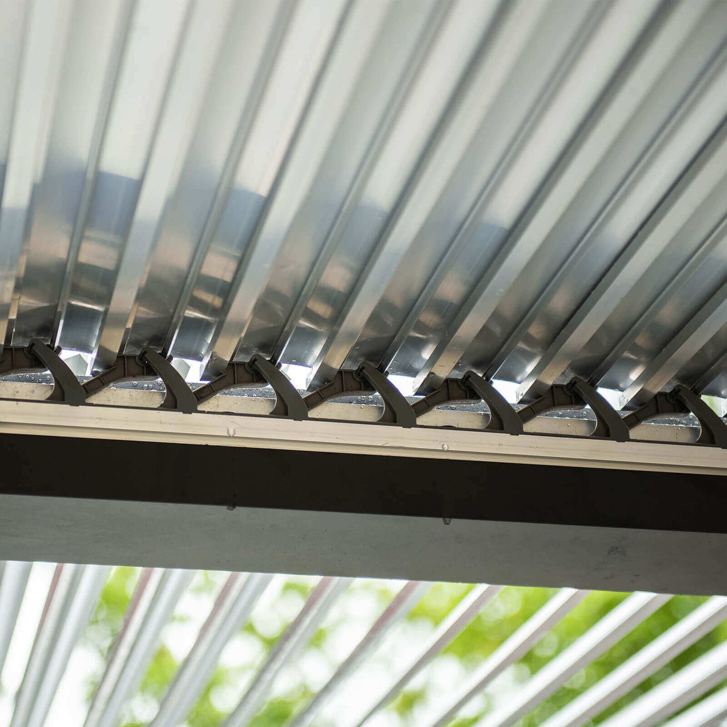 Lamellenpavillon Luvo 400x303 Terrassenüberdachung Garten Pavillon Überdachung