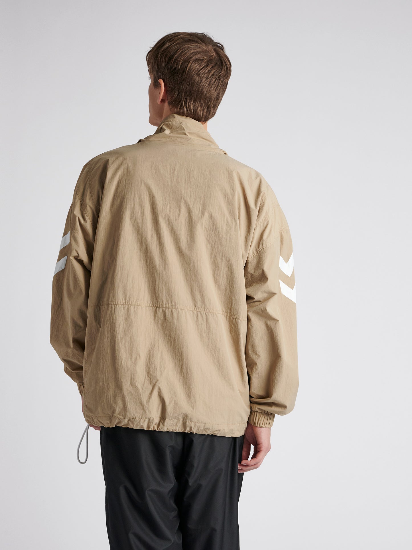 Hummel Vind oversized Anorak Freizeit Schlupf Jacke Übergangsjacke Regenjacke