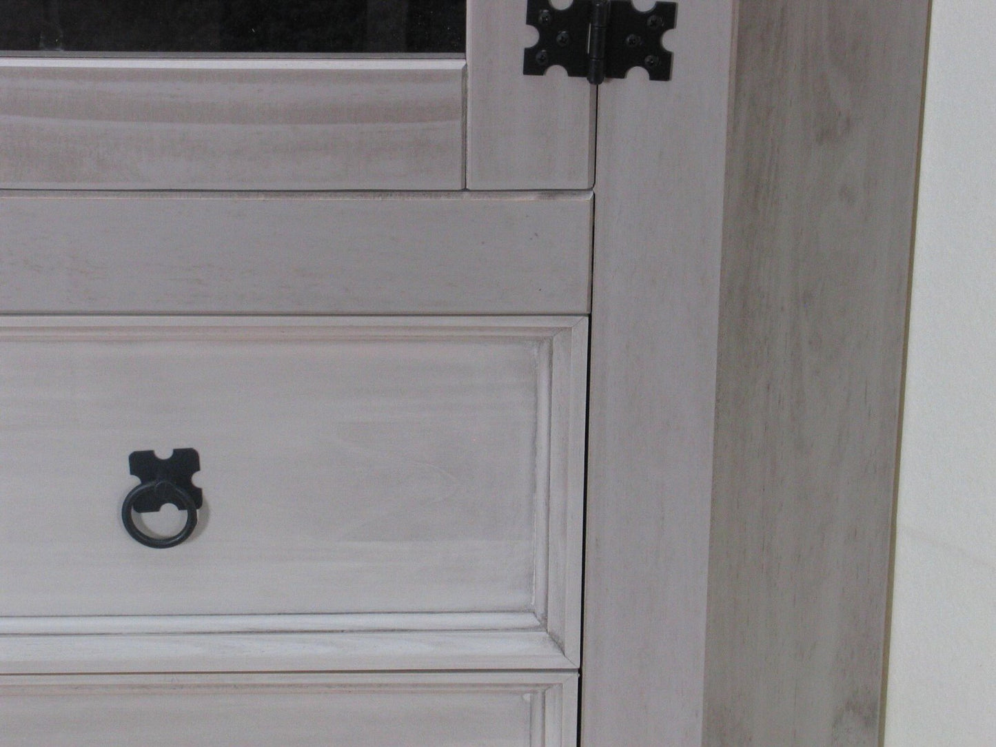Eckschrank New Mexico Kiefer massiv grau Mexiko Wohnzimmer Vitrine Schrank