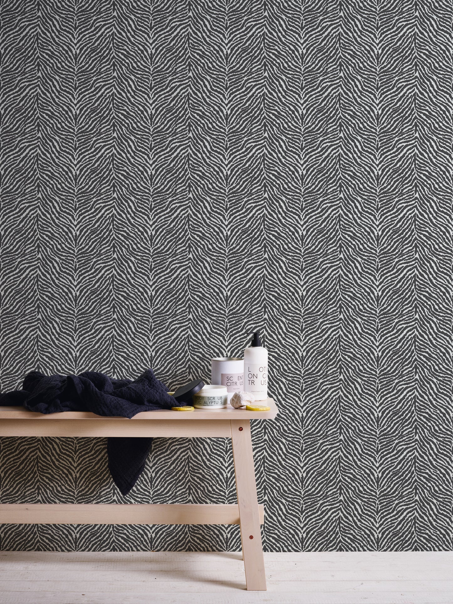 A.S. Création Tapete mit Tieren Schwarz Vliestapete 371201 Wandtapete Tapete