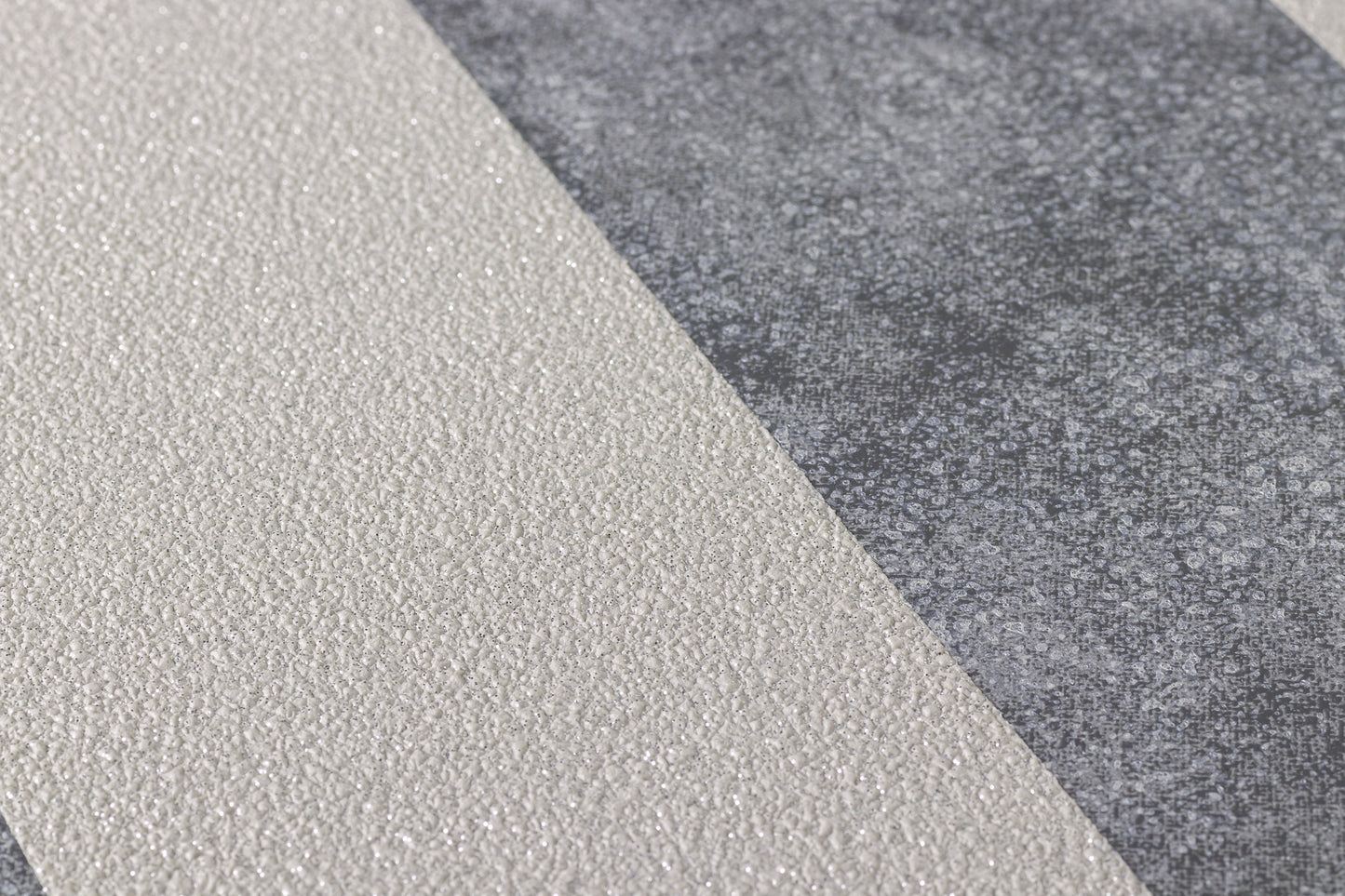 Livingwalls Streifen Vinyl Tapete Trendwall Schwarz Glitzer Wandtapete