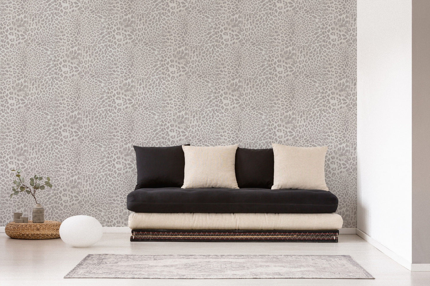 A.S. Création Leopardenmuster Grau 385235 Wandtapete Vlies Satin Rolle Tapete