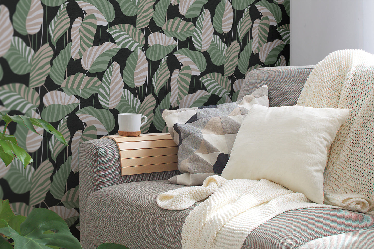 A.S. Création Tapete Antigua 390942 Schwarz Satin Tapeten Florale matt Muster