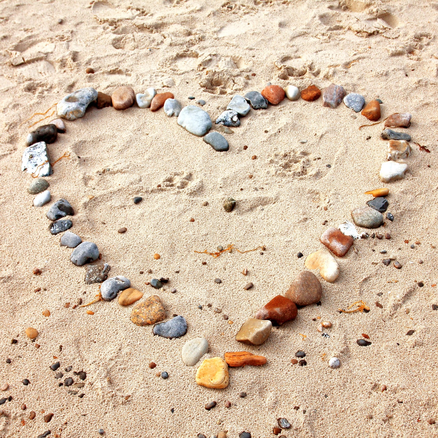 Leinwandbild Herz Strand Braun 50x50 DD123277 Keilrahmenbild Wandbild Leinwand