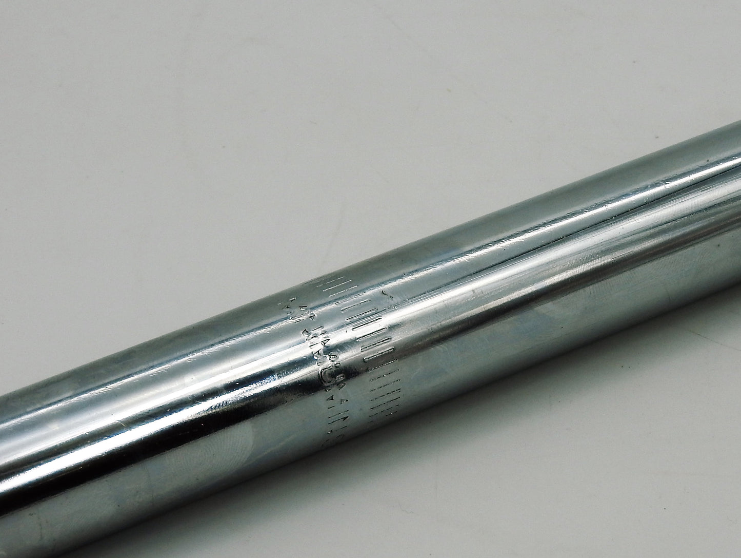Extra lang verstärkte Sattelstütze 500mm Stahl chrom bis 180kg Ø 27,2 - 31,8 mm